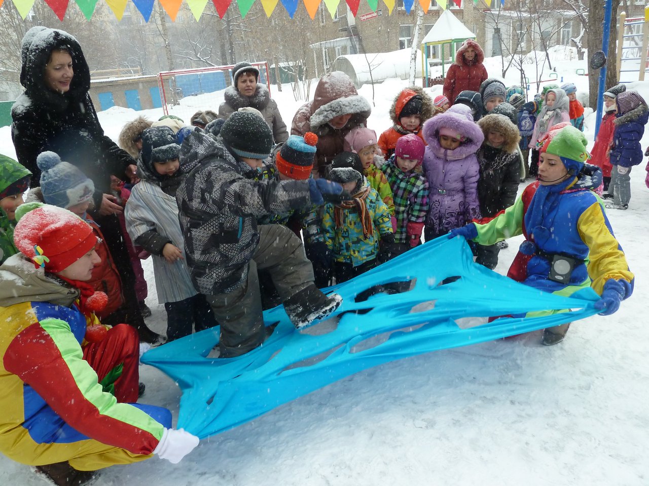 Зимние забавы и праздники